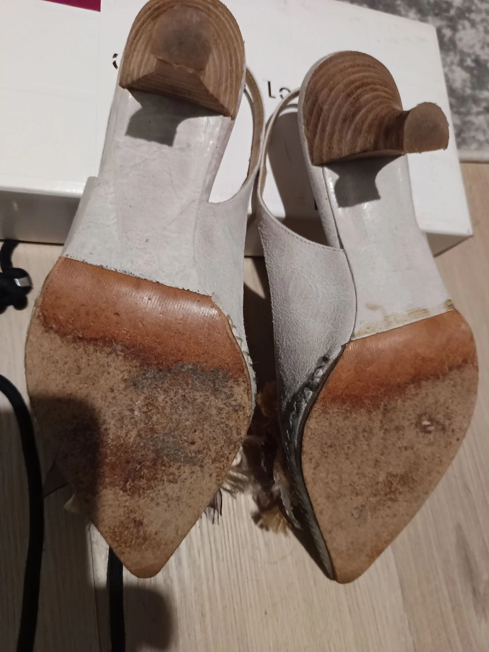 Pointed-toe pumps size 36/37 Gino Vaello – photo 3